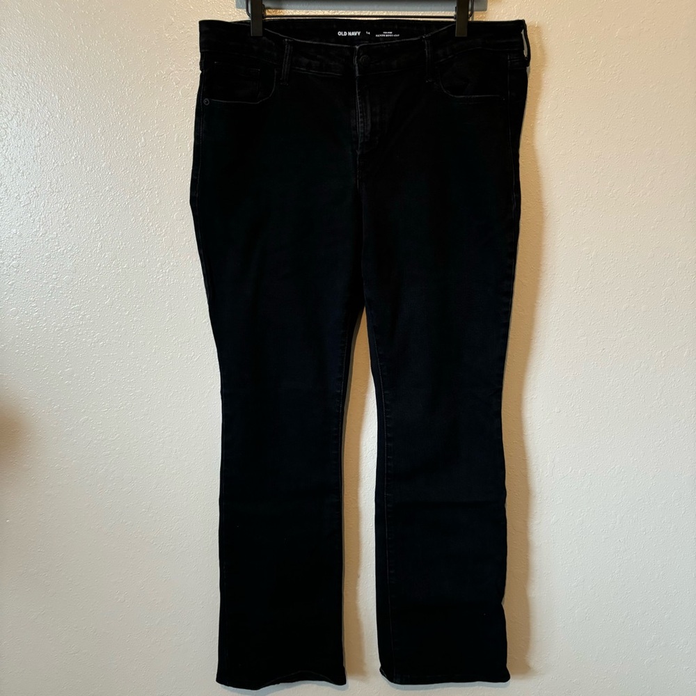 Old Navy Kicker Boot-Cut Jeans